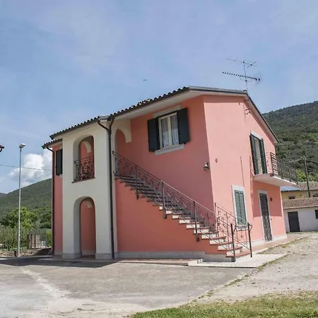 Vocabolo San Sebastiano Tatil Evi *